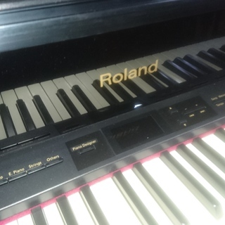 Roland　LX-10F　2010製　￥110.000-