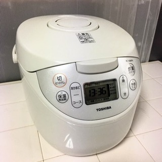 2015年製 東芝 5.5合炊き マイコン炊飯ジャー LC082606