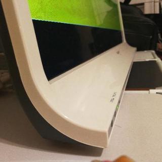 デザイン美品 SHARP テレビ32型 白  LC-32J10