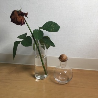 花瓶(蓋付き)