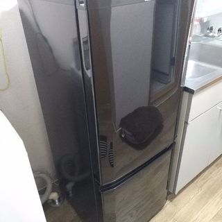 新品同様　2017年製　MITSUBISHI冷蔵庫