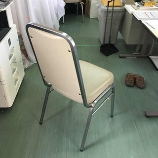 業務用チェア 700脚