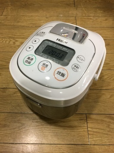 5.5合 炊飯器 2015年製 未使用品！