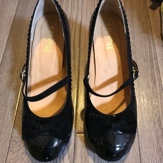 新品 靴 パンプス Bnita Sサイズ