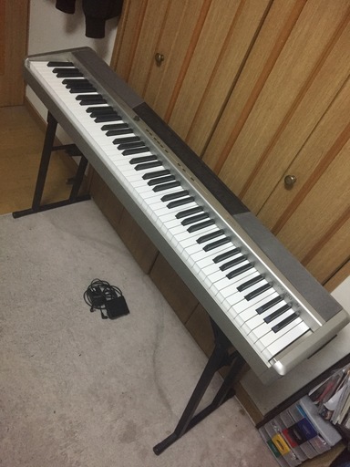 88鍵盤電子ピアノ CASIO PRIVIA PX120 / スタンド付 初心者の方や