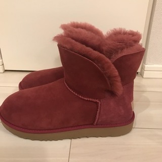 UGG ウェッジヒール ショート丈ムートンブーツ