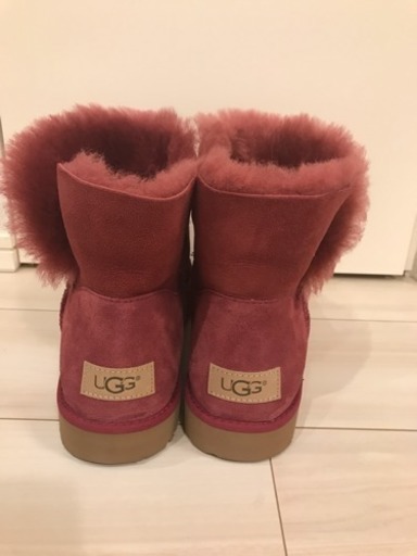 UGG ウェッジヒール ショート丈ムートンブーツ