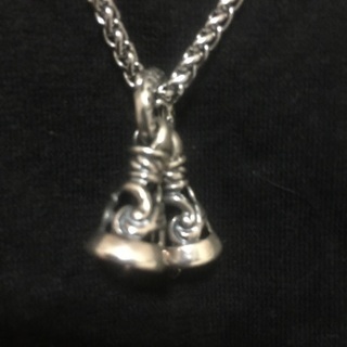 ベルネックレス