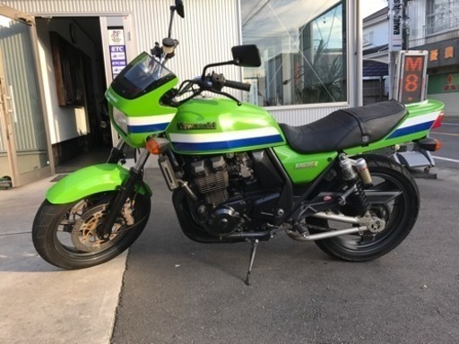 値下げ中中古カワサキZRX1100 ローソンカラー外装