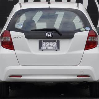 誰でも車がローンで買えます H24フィットg白 完全自社ローン 金利0 オトロン千葉店 本千葉のフィットの中古車 ジモティー 誰でも車がローンで買えます H24フィットg白 完全自社ローン 金利0 オトロン千葉店 本千葉のフィットの中古車 ジモティー