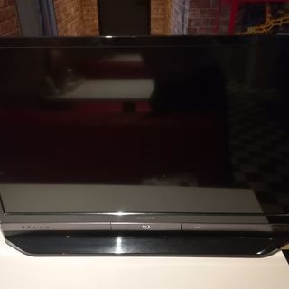 最終値下げ！！ SHARP AQUOS 32インチBDドライブ内蔵テレビ