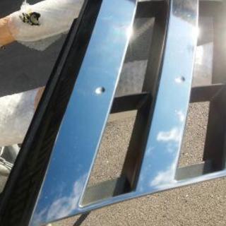 値下げしました*セレナ　C25 メッキ　ラジエターグリル　フロントグリル　純正