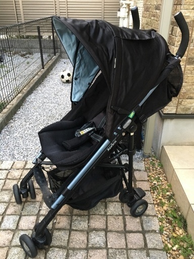 ベビーカー Aprica 黒×ブルー