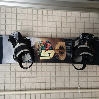 スノーボードセット(BURTONの板154.5cm・ビンディング・ケースとブーツ