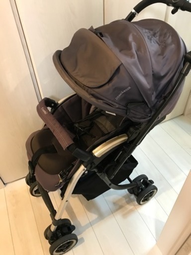 【取引完了】コンビ Combi ベビーカー お届け可能
