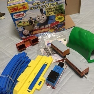 新品！トーマスプラレールのベーシックセット