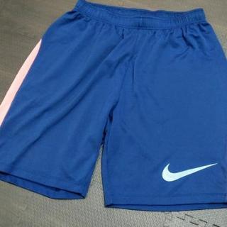 NIKE　NFTB ハーフショーツ