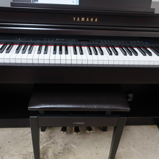 ヤマハ　CLP-470R　　2011製　　￥95.000-