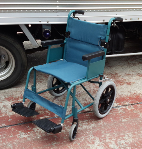 【姫路】イーストアイ 介護用品 アルミ計量 車椅子 介助