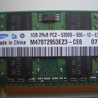 ノートパソコン　メモリー　SUMSUNGのPC2-5300S 1...