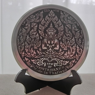 タイ製チュラロンコン大学PEWTERプレート台座付き　伝統工芸品　値下げ　SOONTRAVANICHタイピューター　錫コースター