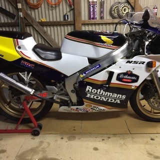 88 NSR250R ロスマンズカラー