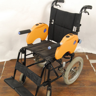 アルミ 介助用 子供少年向け 施設にも 車椅子オレンジ 3942