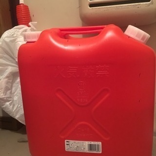 【交渉中、お問い合わせ停止】石油ストーブ、中古美品