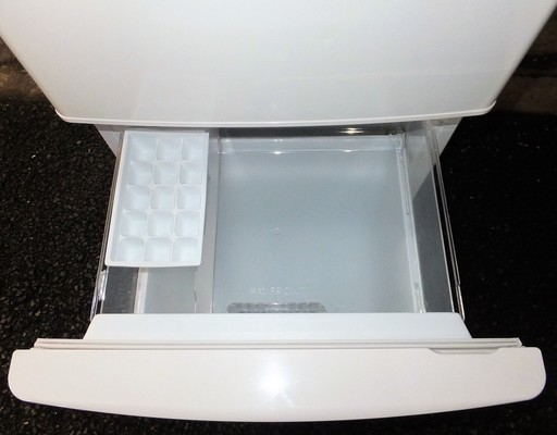 ☆\tパナソニック Panasonic NR-B146W 138L 2ドアノンフロン冷凍冷蔵庫◆まとめ買いに便利な大きめ冷凍室が魅力