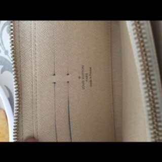 LV長財布中古品