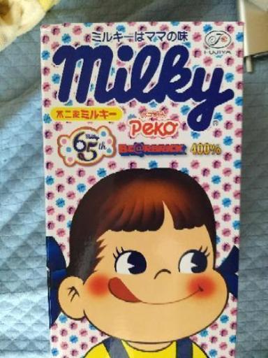 65年記念ペコちゃん400%