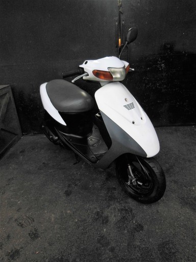 SUZUKI レッツ2　ホワイト セル始動 バッテリー他新品 軽整備点検済み すぐ乗り出し可能
