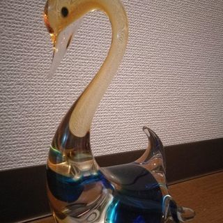 【極美品・高級感】スワングラス　白鳥の置物　硝子工芸品