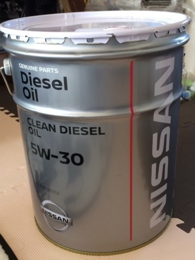 値下げ！日産クリーンディーゼルオイル 5W-30 20L