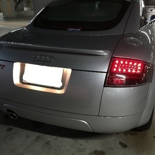 Audi TT  8n  DECTANE製 LEDテールランプ 左右