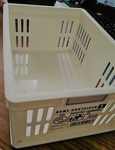 無料 小物収納ボックス 白 横15x高10x奥行cm 全国対応 郵送可 林たかし 三鷹スタバ 三鷹の収納家具 収納 ケース の中古あげます 譲ります ジモティーで不用品の処分 無料 小物収納ボックス 白 横15x高10x奥行cm 全国対応 郵送可 林たかし 三鷹スタバ 三鷹の収納家具 収納 ケース の中古あげます 譲ります ジモティーで不用品の処分