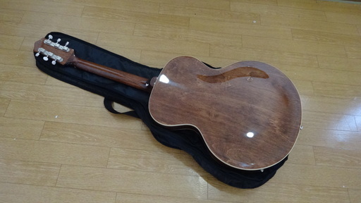 Loar LH-301T フルアコースティック・ギター 【公式通販】