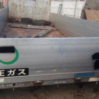 ⚪美品⚪4t車から取り外したアルミの荷台