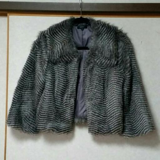 フェイクファーコート