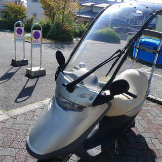 ホンダ　屋根付きキャビーナ９０　奇跡の透明スクリーン　新品　サイドスタンド付き　完動美品