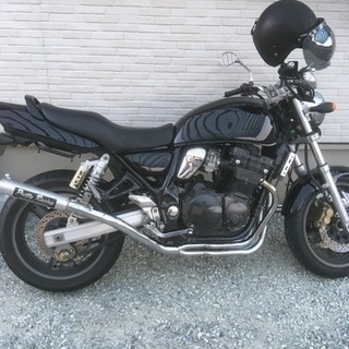 イナズマ400 バイクタンク 黒