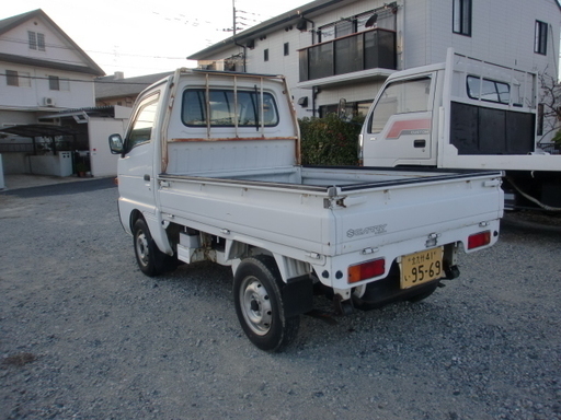 ちょっとレトロでかわいい軽トラです 走行少なく車検たっぷり Gorenjaiko 本城のキャリイの中古車 ジモティー