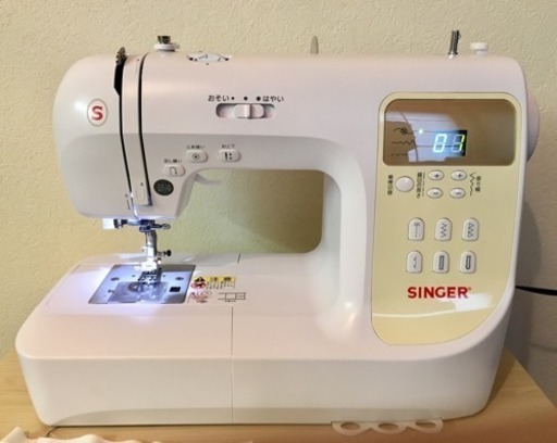 シンガーミシン、文字縫い、模様縫い豊富な美品です。
