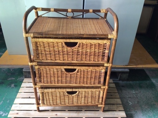 籐家具　三段ラック　56×36×81