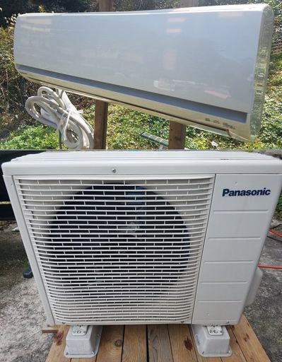 【完売】Panasonic ルームエアコン CS-220CFR 2010年 パナソニック 中古