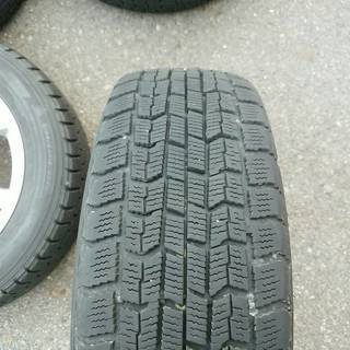 ①スタッドレスタイヤ　215/60/R17 グッドイヤー スタッドレスタイヤ お取引き中