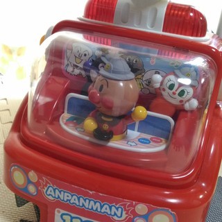 アンパンマン消防車、乗用玩具、手押し車
