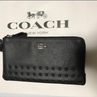 新品 coach長い財布！