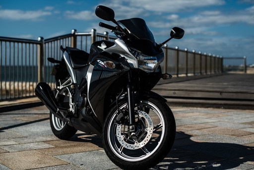 CBR250R 自賠責平成30年8月まで有 走行距離18,000km 全国発送可 オイル・クーラント交換等 完全整備済み 程度良好 ノーマル車