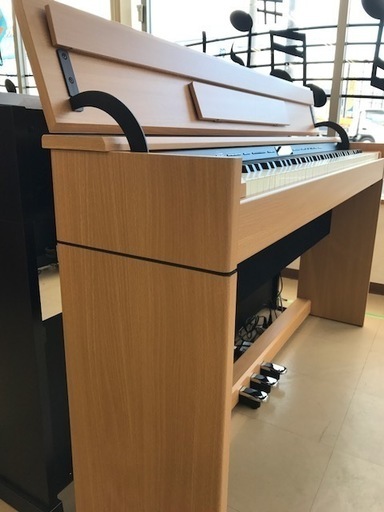 新品電子ピアノ Roland DP603
